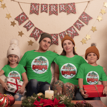 Коледен семеен комплект тениски в зелено Camp Christmas Коледен семеен комплект тениски в зелено Camp Christmas