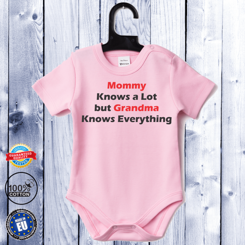 Бебешко боди с къс ръкав в розово Grandma Knows Everything