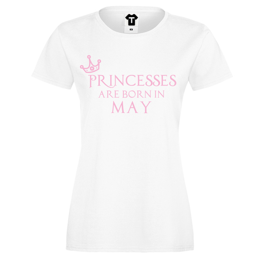 Дамска бяла тениска Princesses Are Born In May Дамска бяла тениска Princesses Are Born In May
