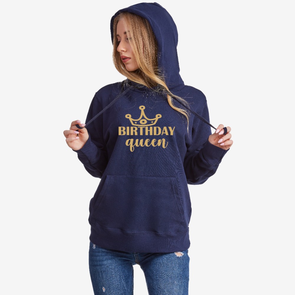 Дамски тъмно-син суитчър Birthday Queen Дамски тъмно-син суитчър Birthday Queen